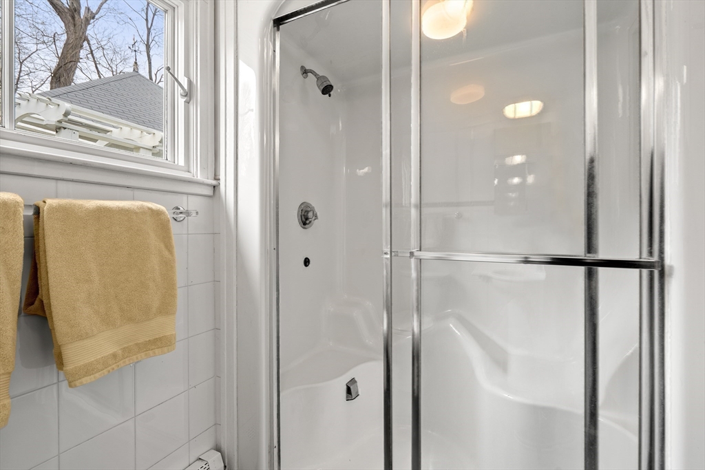 52 Bellevue Road Swampscott, MA 01907 - Photo 21 of 40 Gallery Image 21