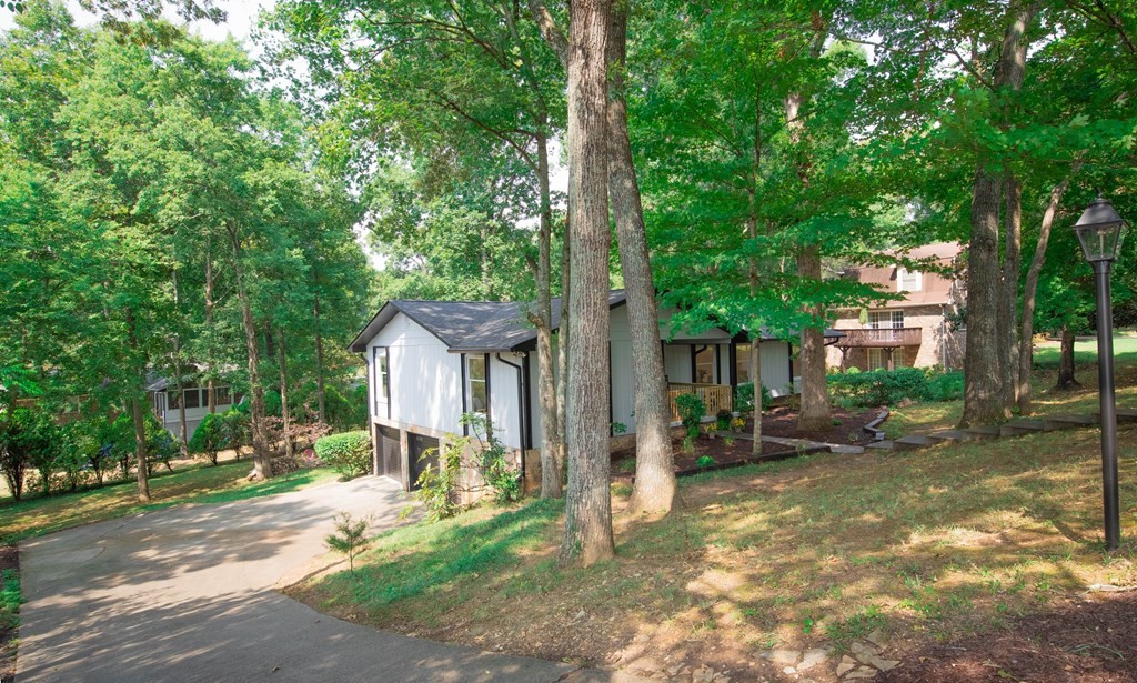 7909 Whitcomb Road Powell, TN 37849 - Photo 3 of 41 Gallery Image 3