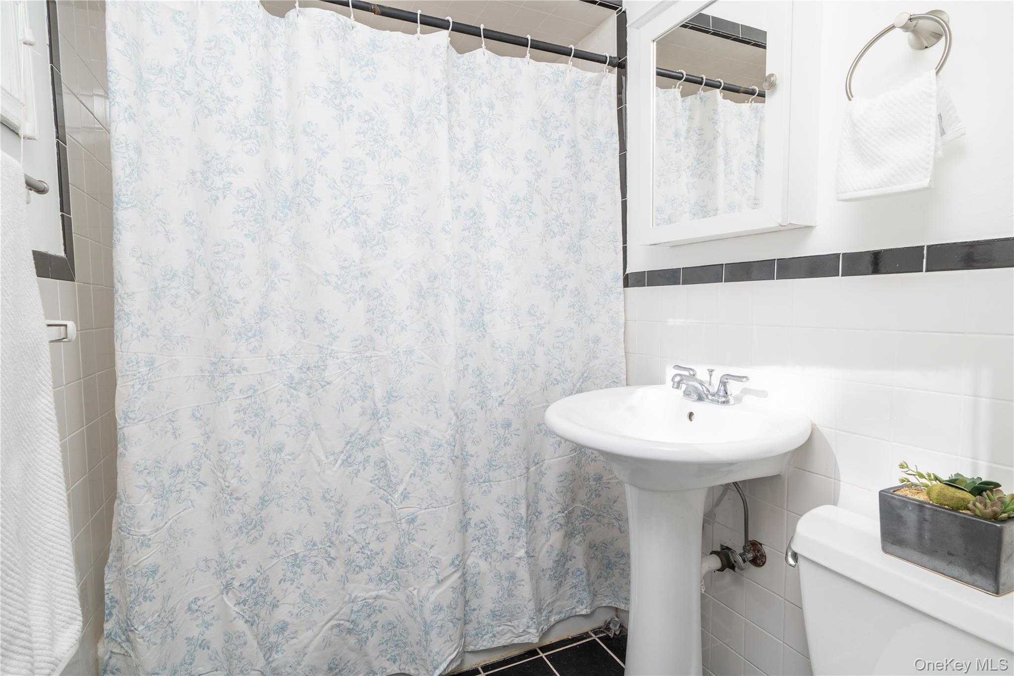 1099 Rte 9W, Unit 2 Nyack, NY 10960 - Photo 7 of 10