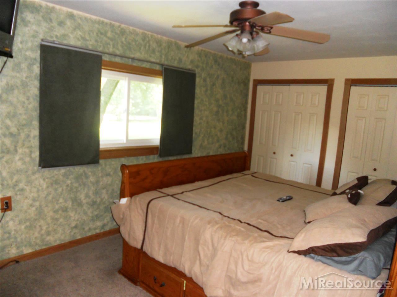 19360 31 Mile Road Ray, MI 48096 - Photo 18 of 30 31202223-17.JPG