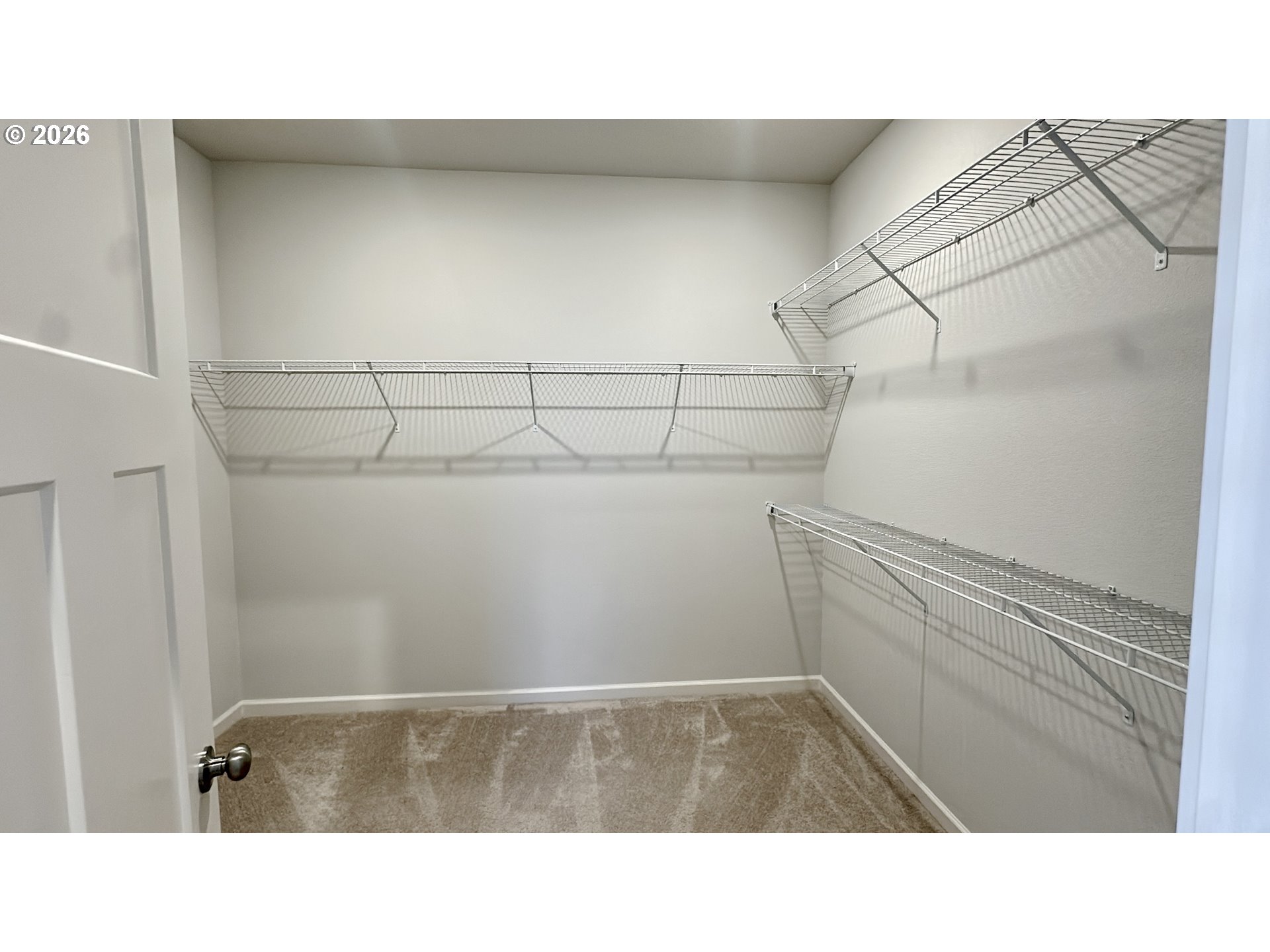 2011 Bethany Street Longview, WA 98632 - Photo 21 of 24 a bathroom with a sink and tub