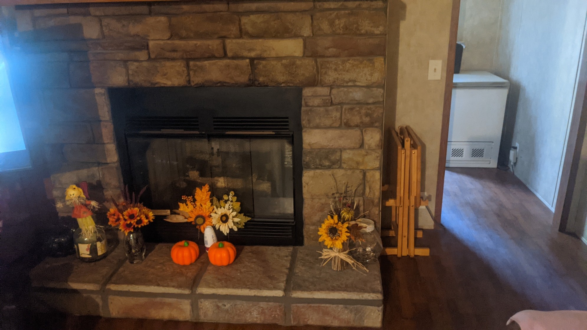 599 Little Fiery Road Sequatchie, TN 37374 - Photo 20 of 34 a room with furniture and wooden floor