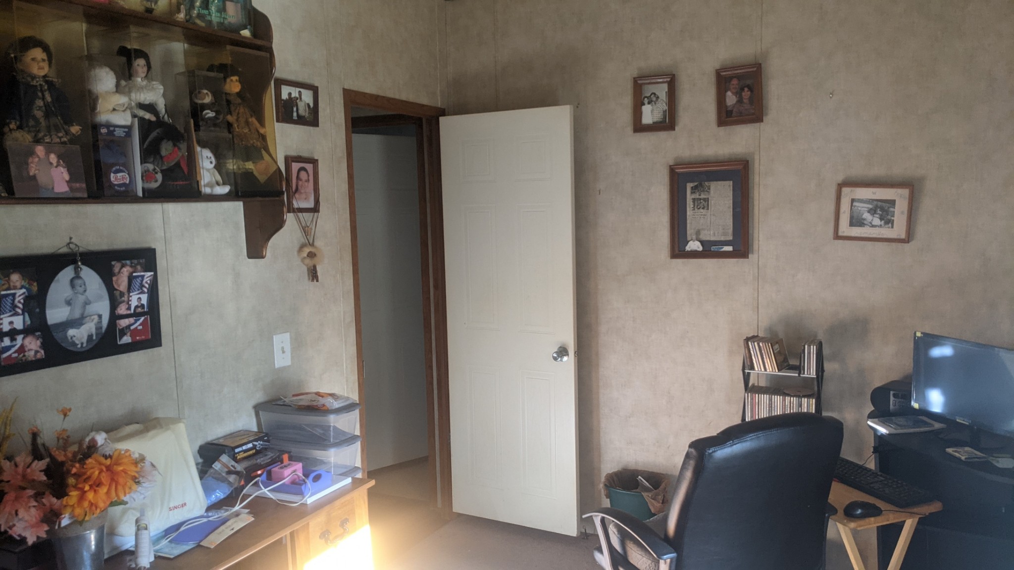 599 Little Fiery Road Sequatchie, TN 37374 - Photo 7 of 34 a living room with furniture and wooden floor