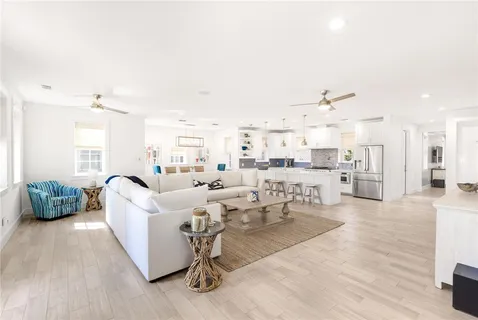 $1,990,000 | 135 Sunrise Avenue, Port Aransas, TX 78373