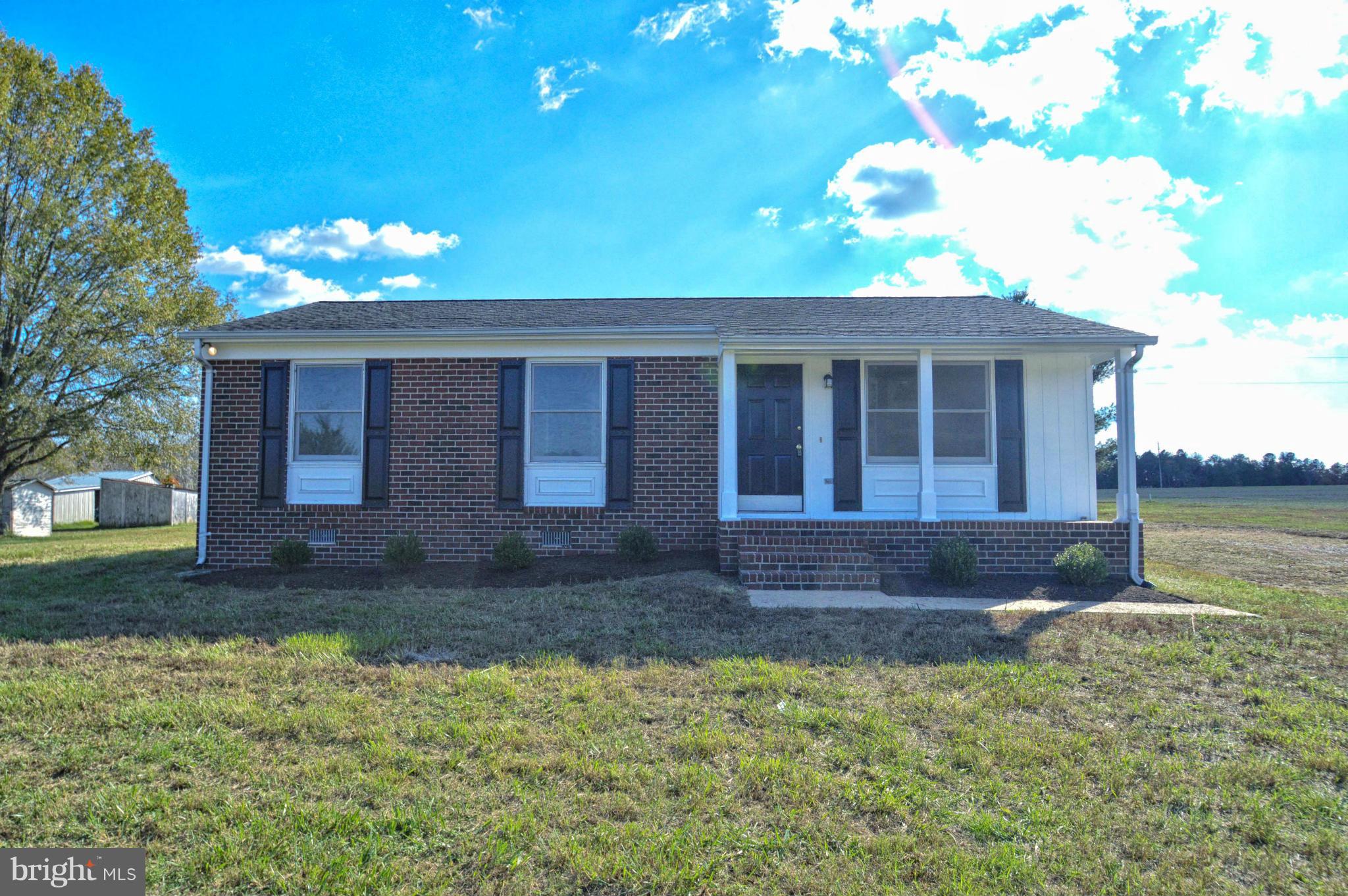26026 Sparta Road Milford, VA 22514 - Photo 2 of 18 Exterior (Front)