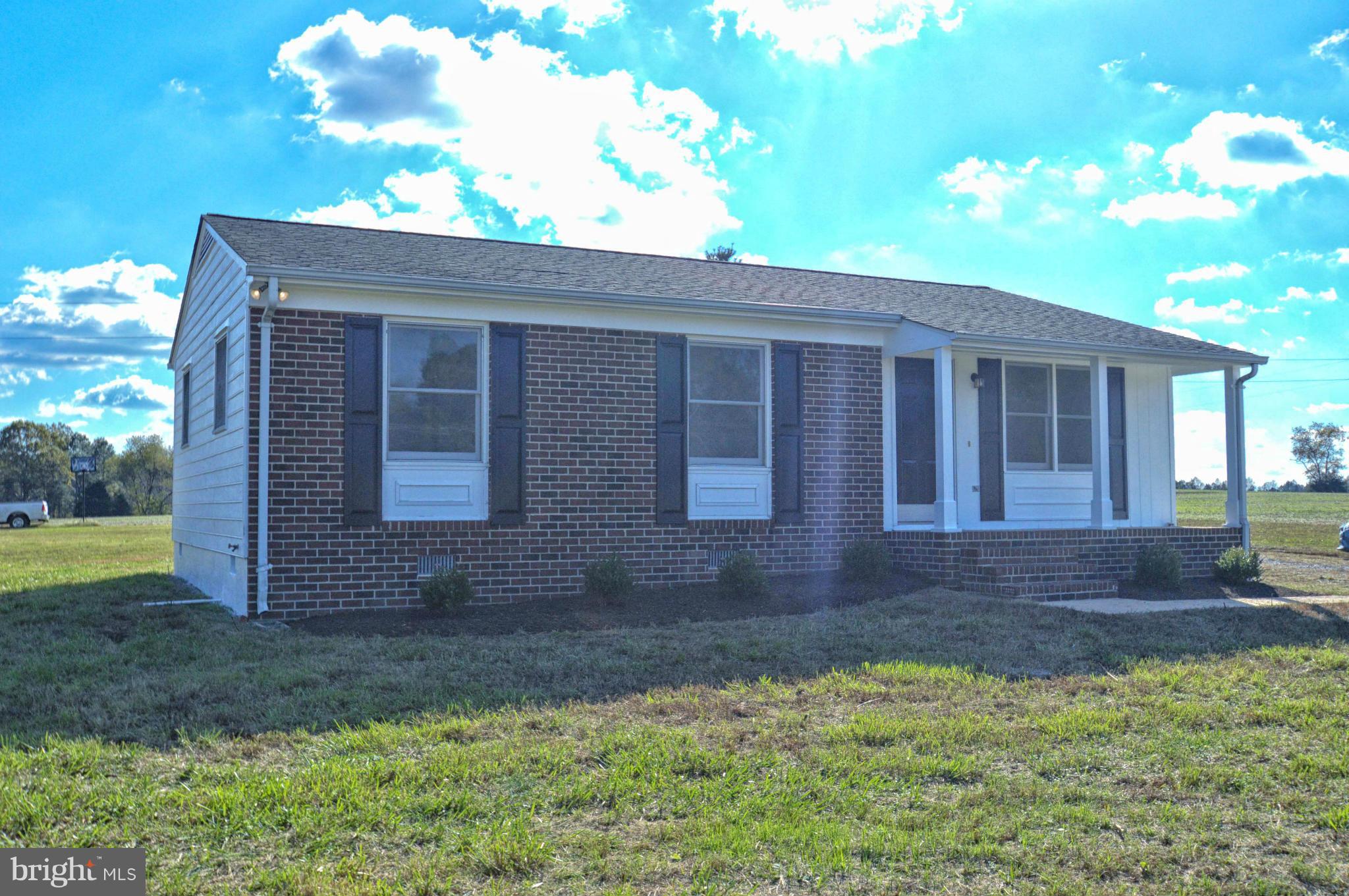 26026 Sparta Road Milford, VA 22514 - Photo 3 of 18 Exterior (Front)