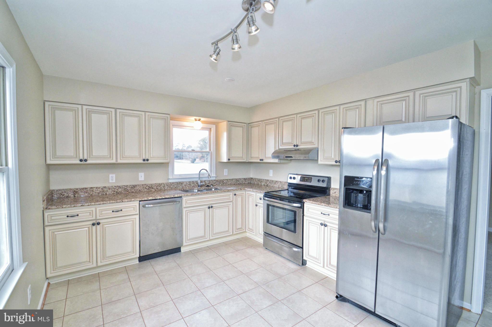 26026 Sparta Road Milford, VA 22514 - Photo 10 of 18 Kitchen