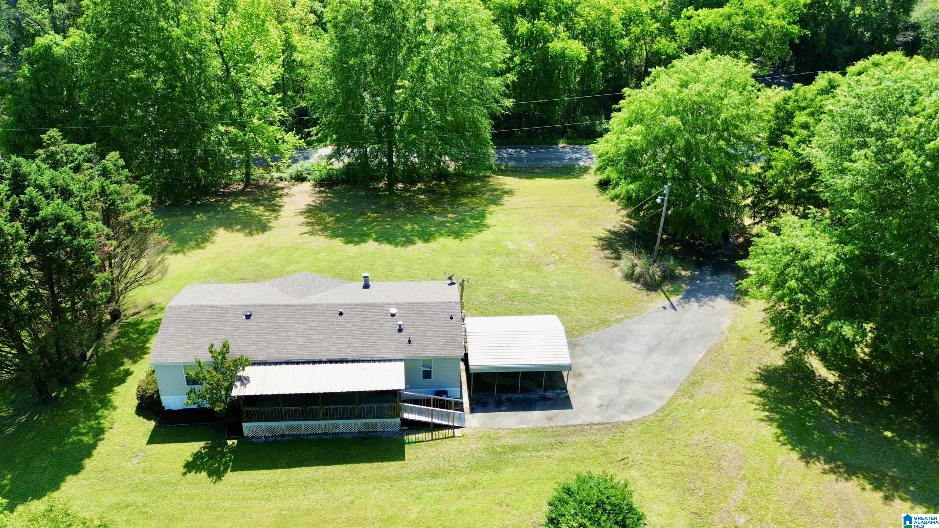 314 Jim Thomas Road Hayden, AL 35079 - Photo 4 of 48 Gallery Image 4
