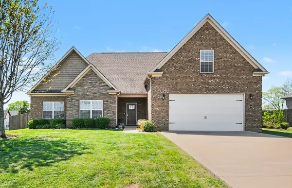 $489,000 | 5100 Vinnie Dell Drive, Chapel Hill, TN 37034