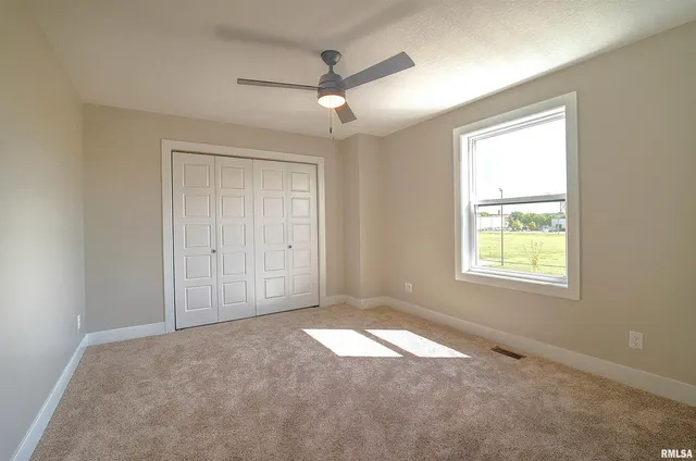 $230,000 | 1006 South 4th Street, Clinton, IA 52732