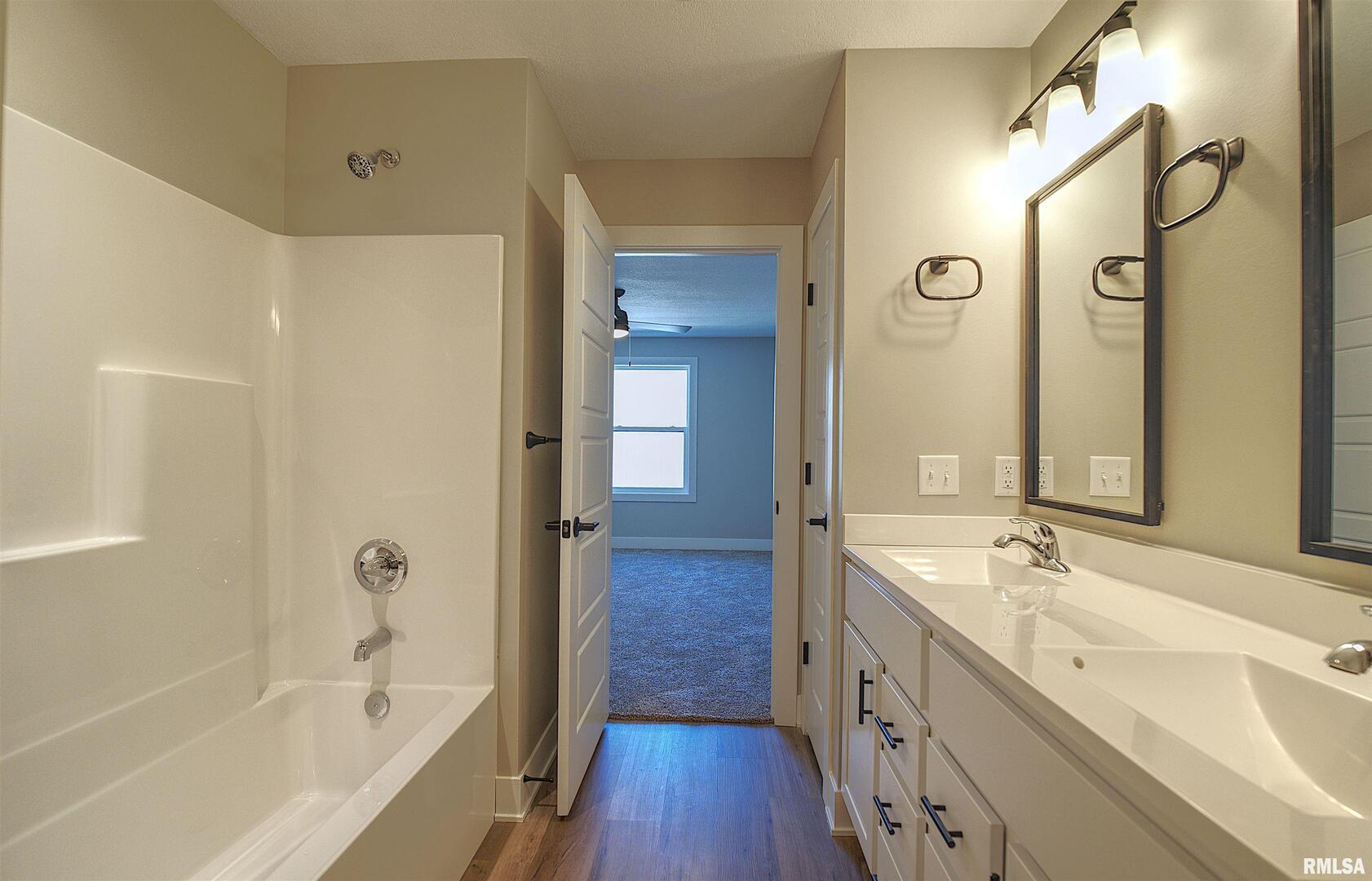 1006 South 4th Street Clinton, IA 52732 - Photo 19 of 33