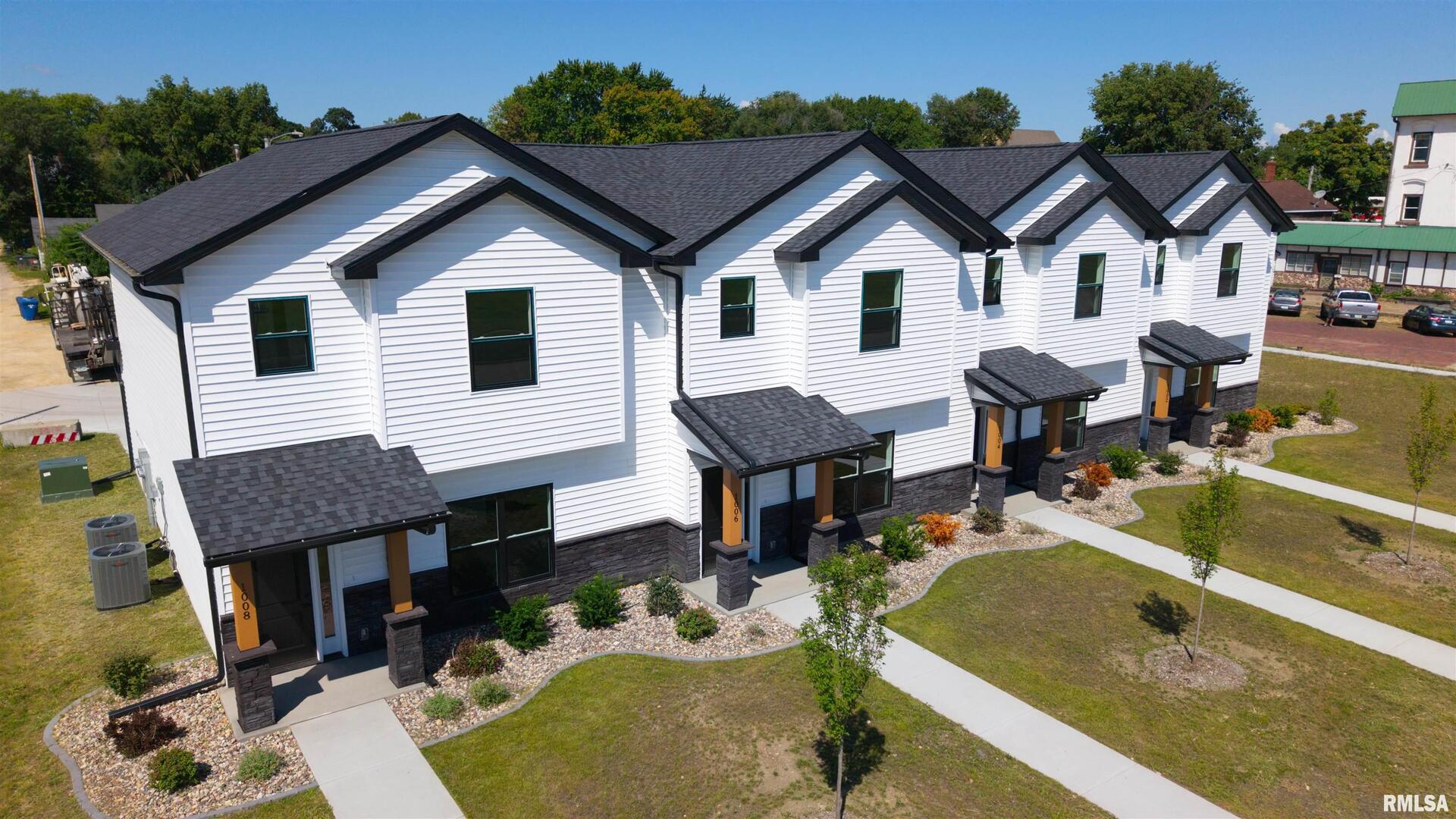 1006 South 4th Street Clinton, IA 52732 - Photo 29 of 33