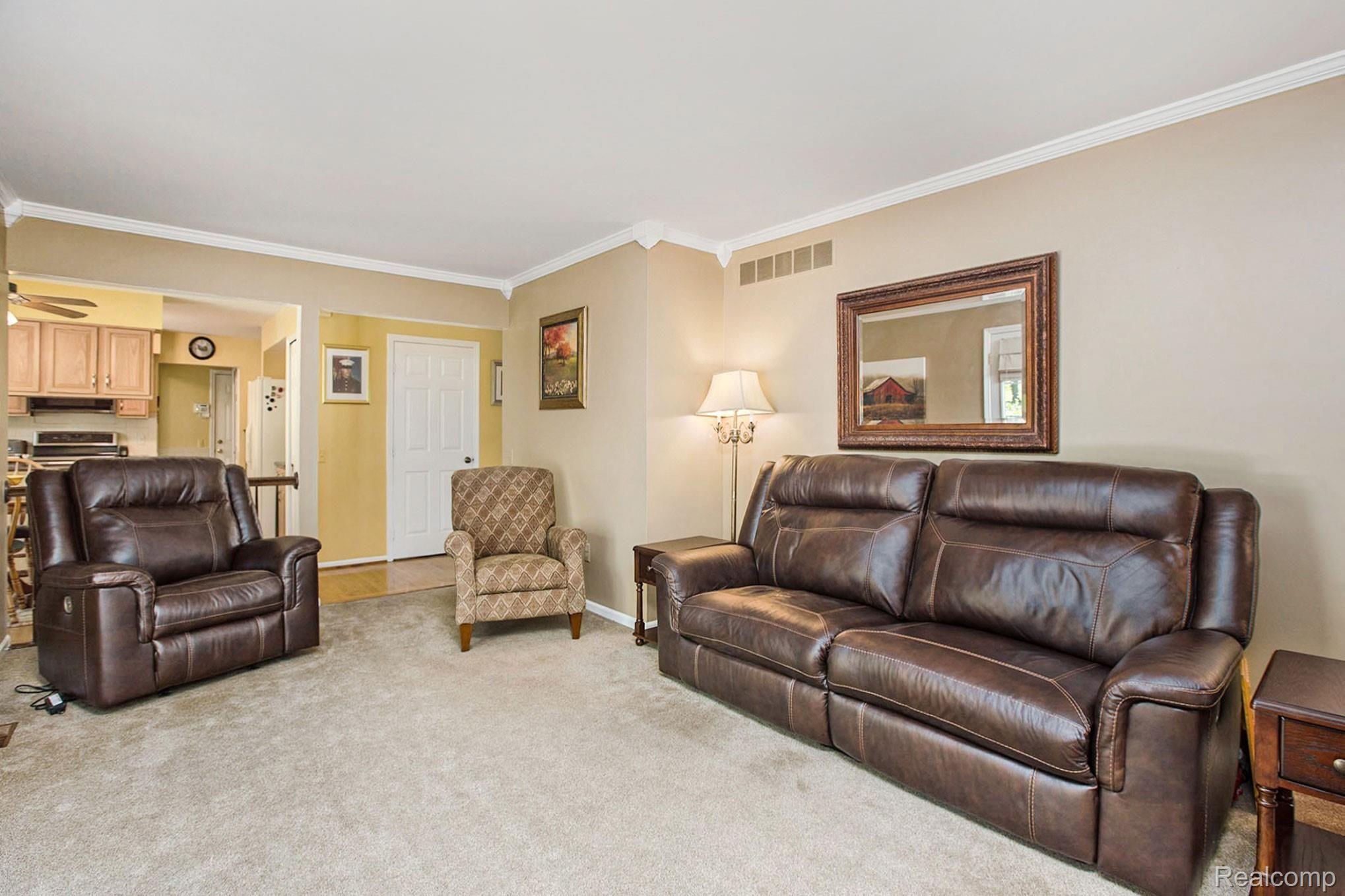 9500 Gibbs Road Clarkston, MI 48348 - Photo 13 of 30 Great layout