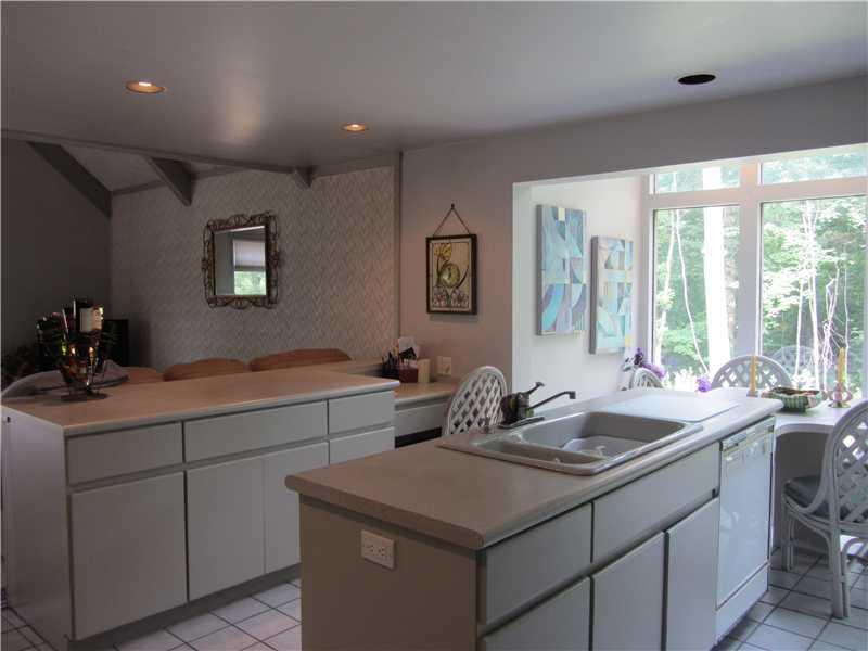 501 Shenango Road Beaver Falls, PA 15010 - Photo 10 of 25 Kitchen.