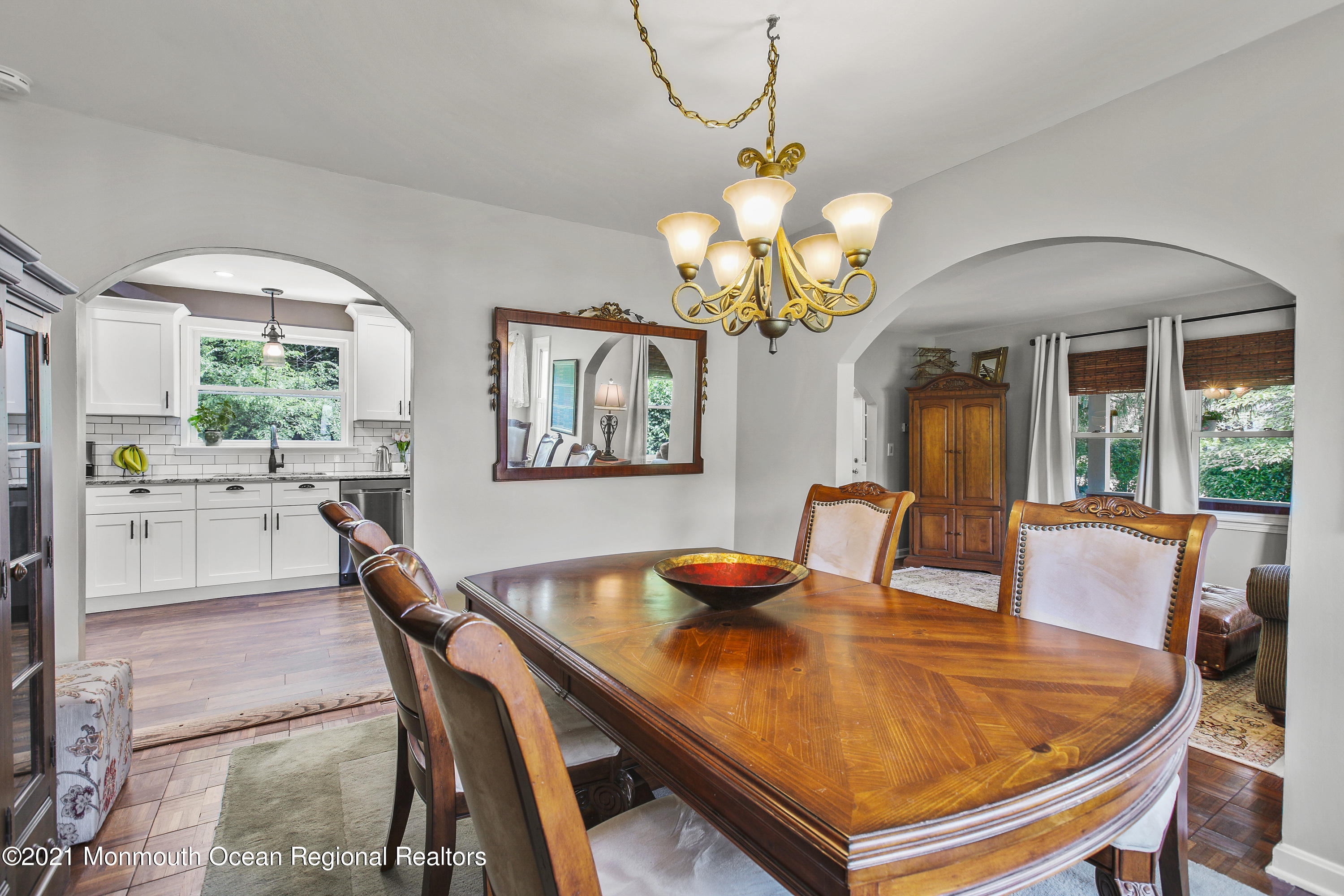 799 Nutswamp Road Middletown, NJ 07701 - Photo 18 of 66 5W5A1508