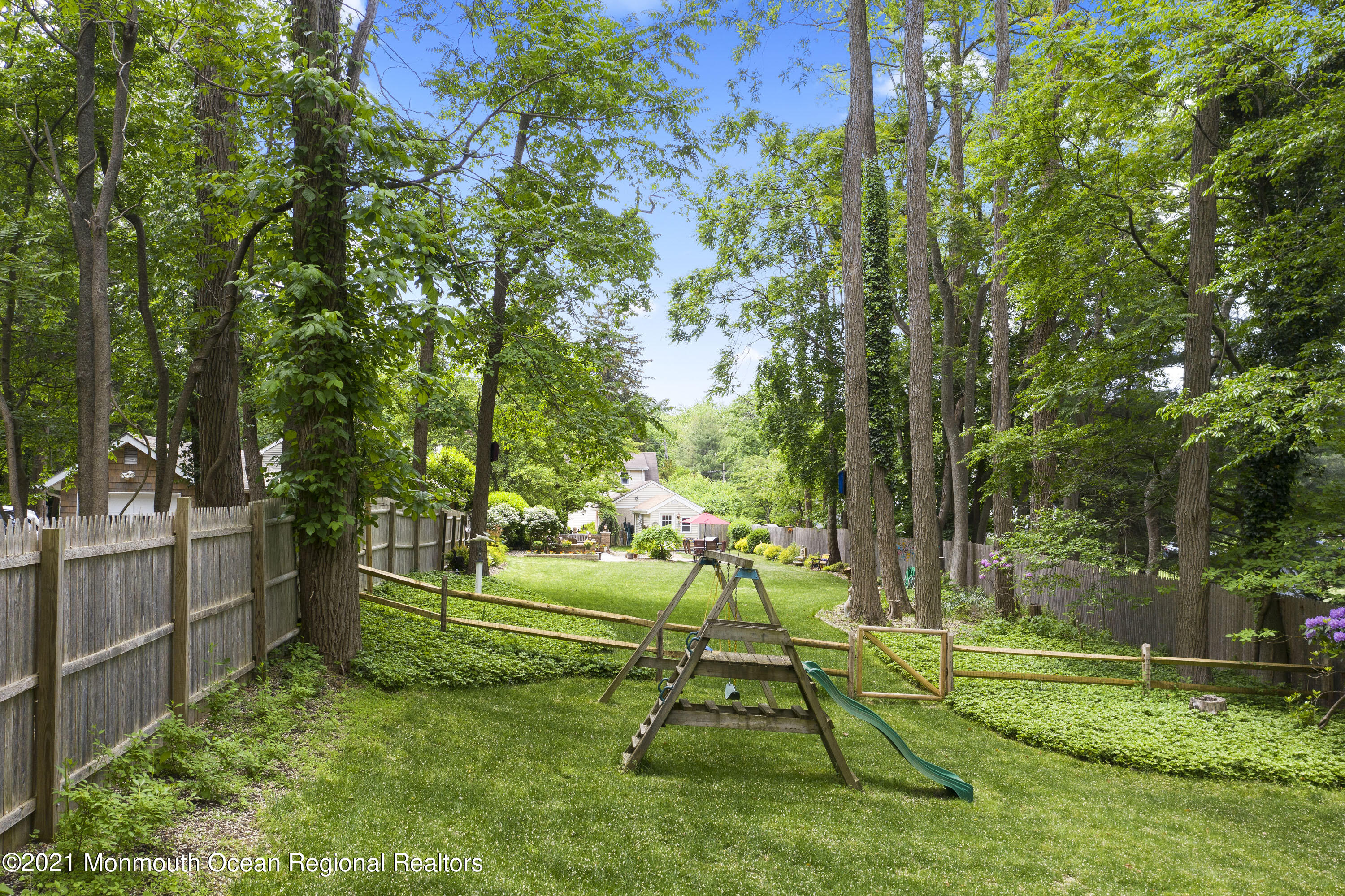 799 Nutswamp Road Middletown, NJ 07701 - Photo 47 of 66 DJI_0853