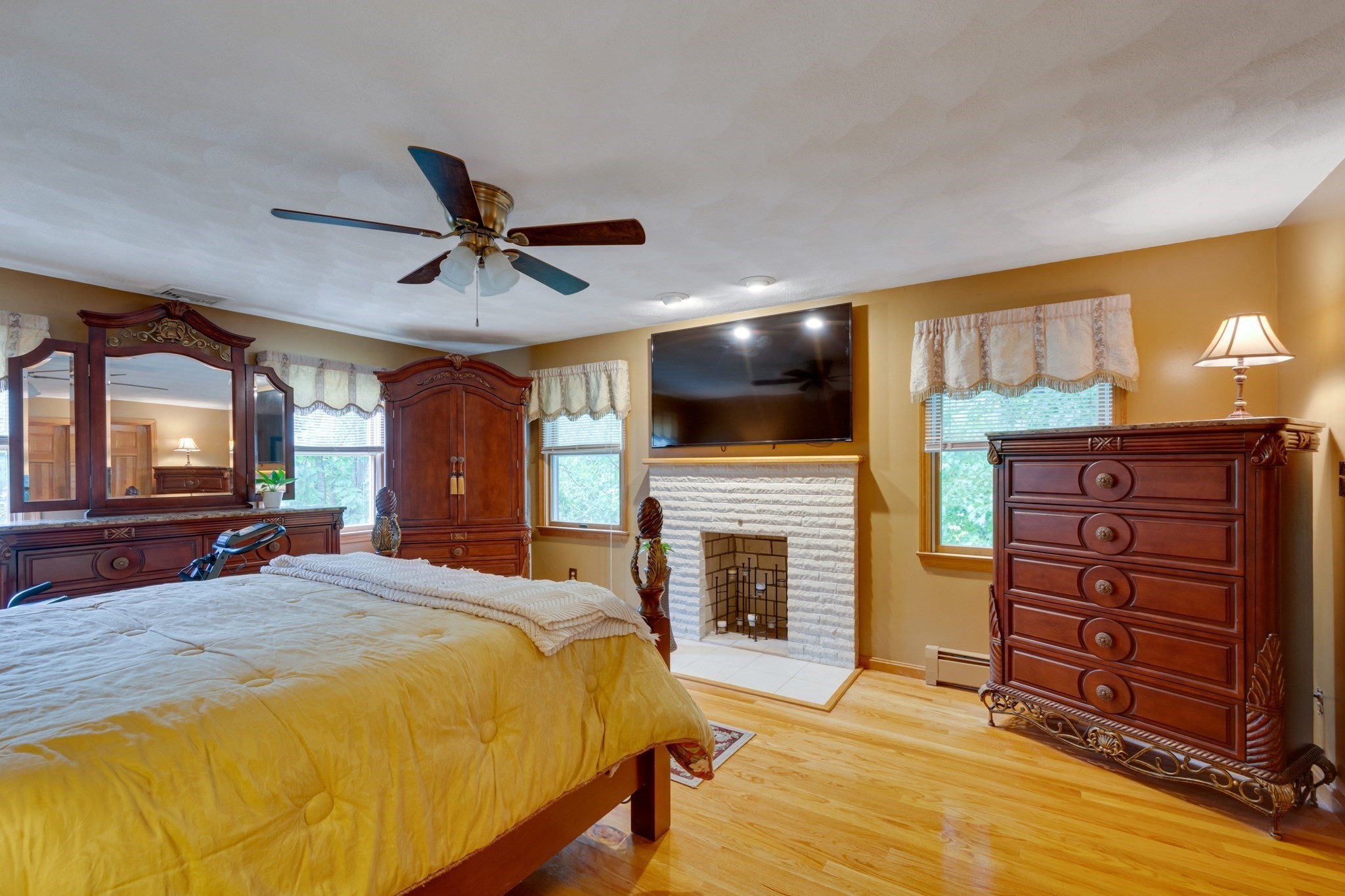 8 Otter Pond Road Lynnfield, MA 01940 - Photo 23 of 38 Gallery Image 23
