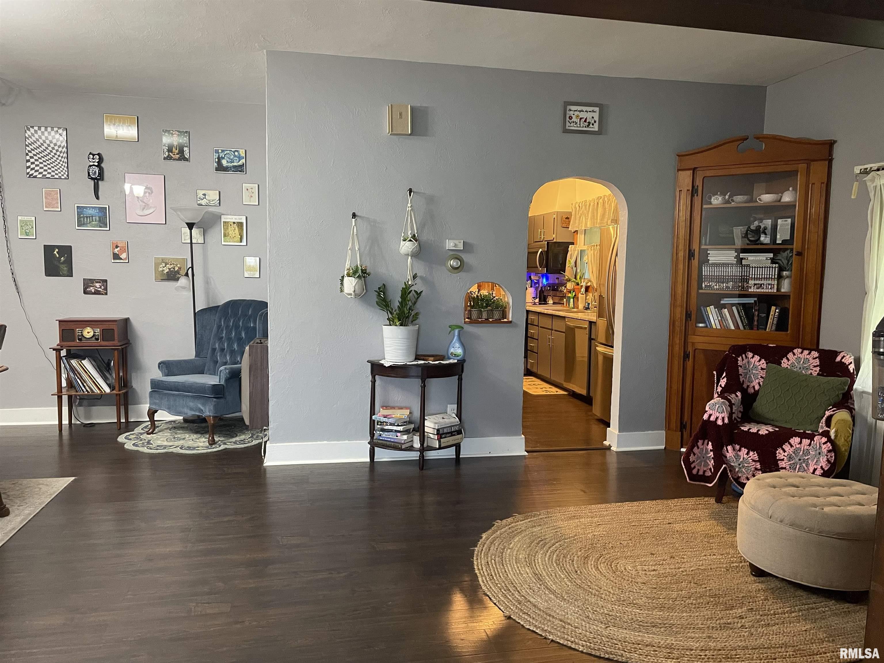 2389 Swain Road Jacksonville, IL 62650 - Photo 13 of 45