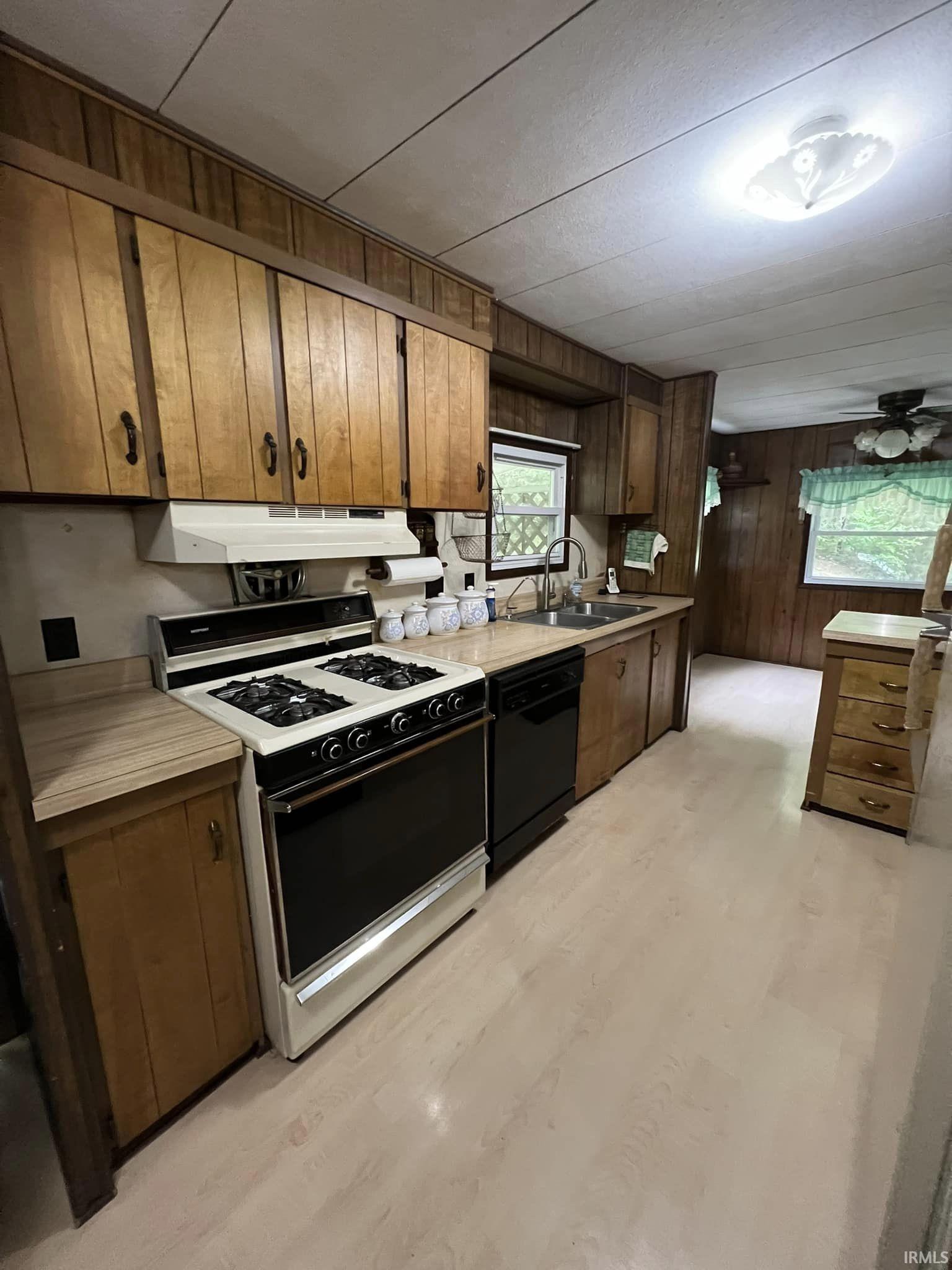 3994 Hardscrabble Road Spencer, IN 47460 - Photo 8 of 31