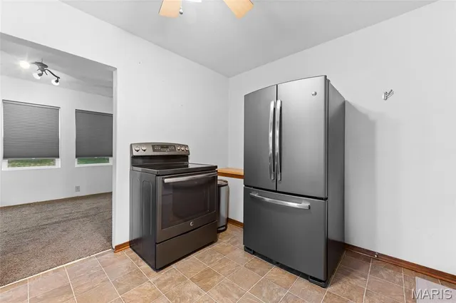 $132,000 | 1301 Gladys Street, Collinsville, IL 62234