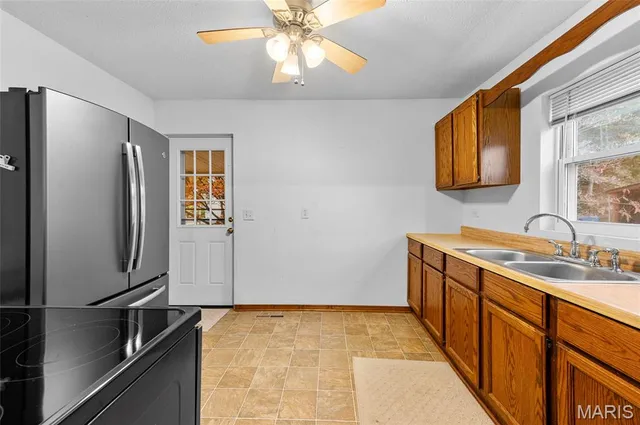 $132,000 | 1301 Gladys Street, Collinsville, IL 62234