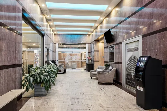 $690,000 | 1111 Tulane Avenue, Unit 523, New Orleans, LA 70112