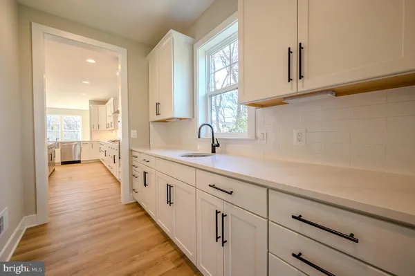 $15,000 | 2424 Carey Lane, Vienna, VA 22181