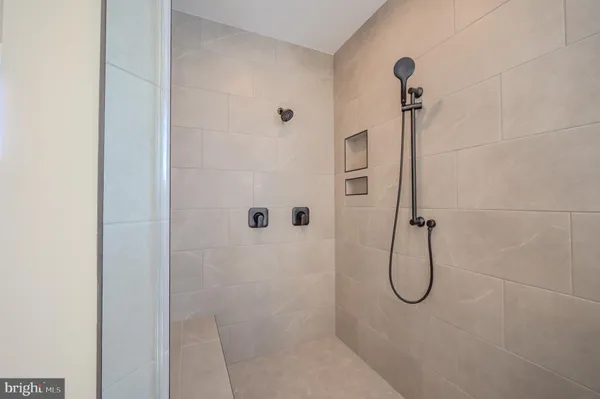 $15,000 | 2424 Carey Lane, Vienna, VA 22181