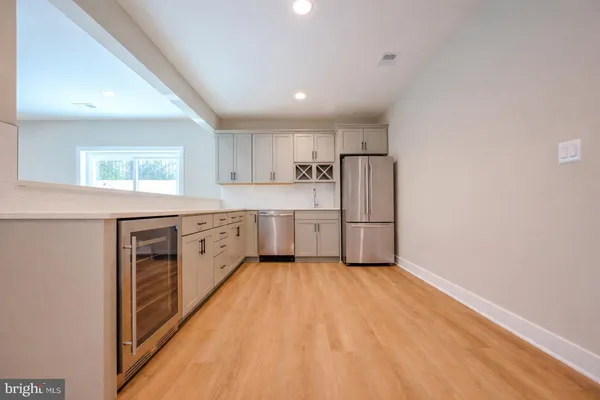 $15,000 | 2424 Carey Lane, Vienna, VA 22181