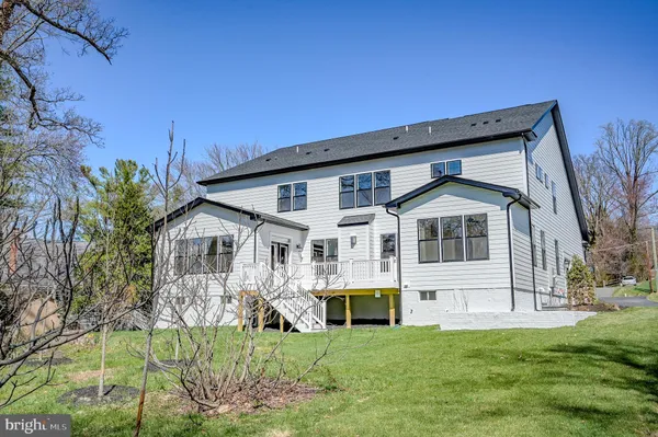 $15,000 | 2424 Carey Lane, Vienna, VA 22181