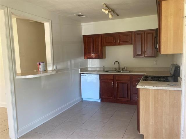 2864 Slidell Avenue Slidell, LA 70458 - Photo 3 of 13