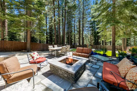 $1,099,000 | 1575 Crystal Air Drive, South Lake Tahoe, CA 96150