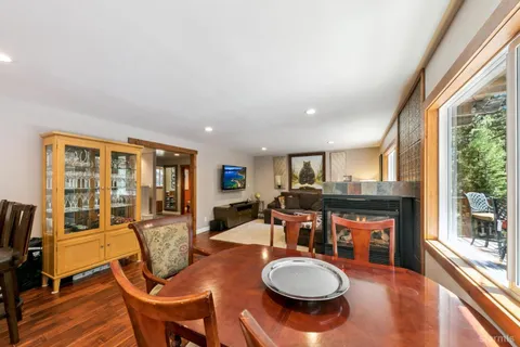 $1,099,000 | 1575 Crystal Air Drive, South Lake Tahoe, CA 96150