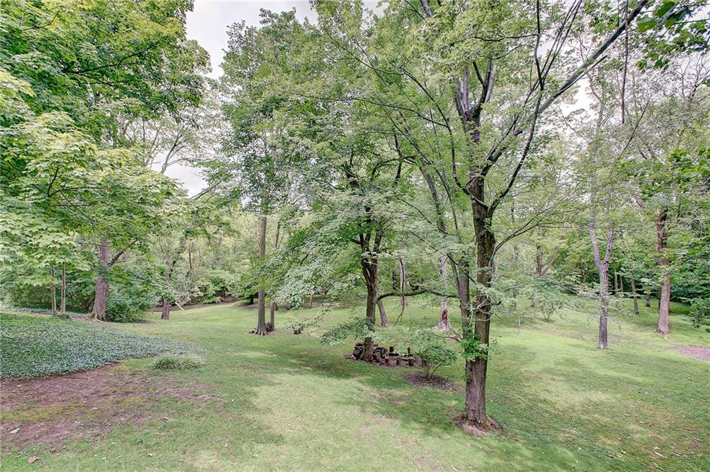 1628 Fry Road Greenwood, IN 46142 - Photo 24 of 29 Gallery Image 24