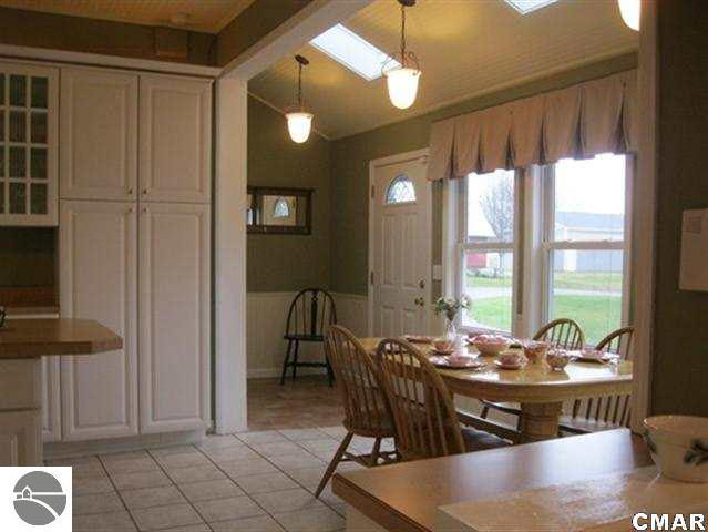 7823 South Whiteville Road Shepherd, MI 48883 - Photo 6 of 25 1774625-5.JPG
