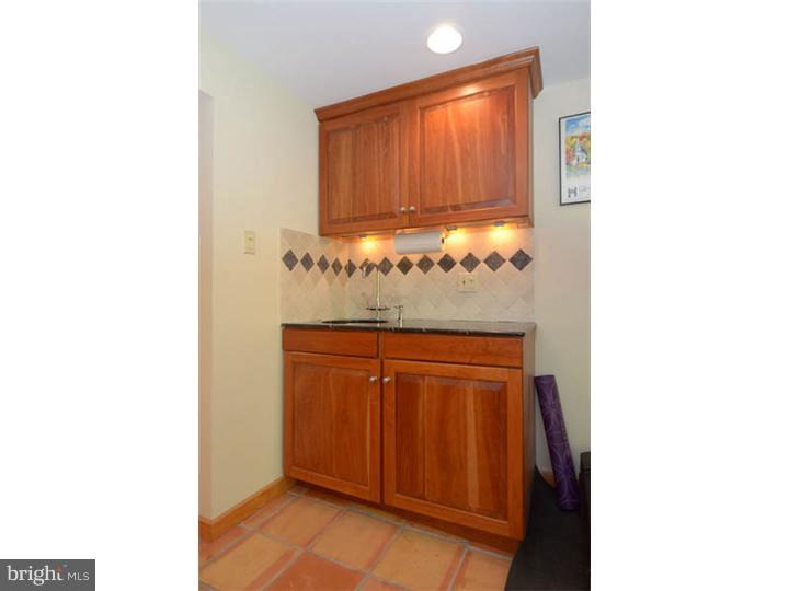 652 Knox Road Wayne, PA 19087 - Photo 15 of 20 Wet Bar