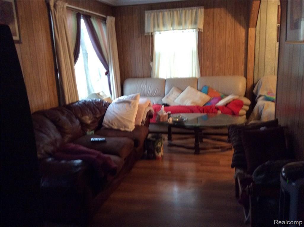 1144 Savage Road Belleville, MI 48111 - Photo 9 of 12 2018-03-27 18.15