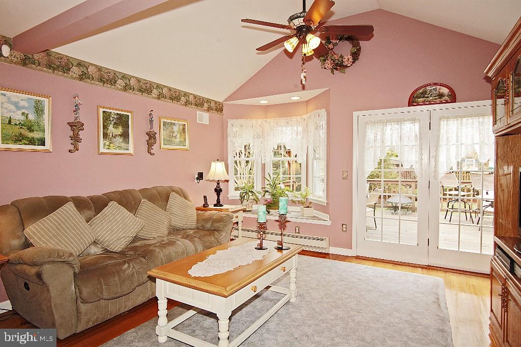 249 Wave Road Manahawkin, NJ 08050 - Photo 4 of 21