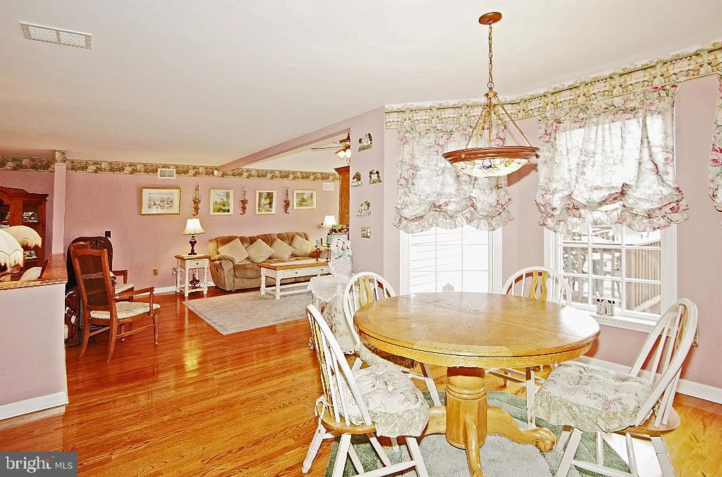 249 Wave Road Manahawkin, NJ 08050 - Photo 5 of 21