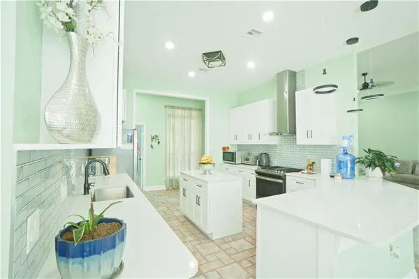 $249,000 | 216 Oak Drive, Braithwaite, LA 70040