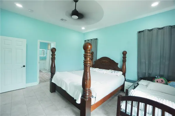 $249,000 | 216 Oak Drive, Braithwaite, LA 70040