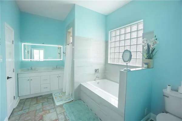 $249,000 | 216 Oak Drive, Braithwaite, LA 70040