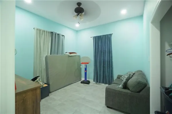 $249,000 | 216 Oak Drive, Braithwaite, LA 70040