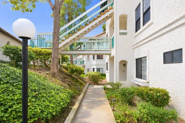 $699,000 | 16232 Avenida Venusto, Unit B, San Diego, CA 92128
