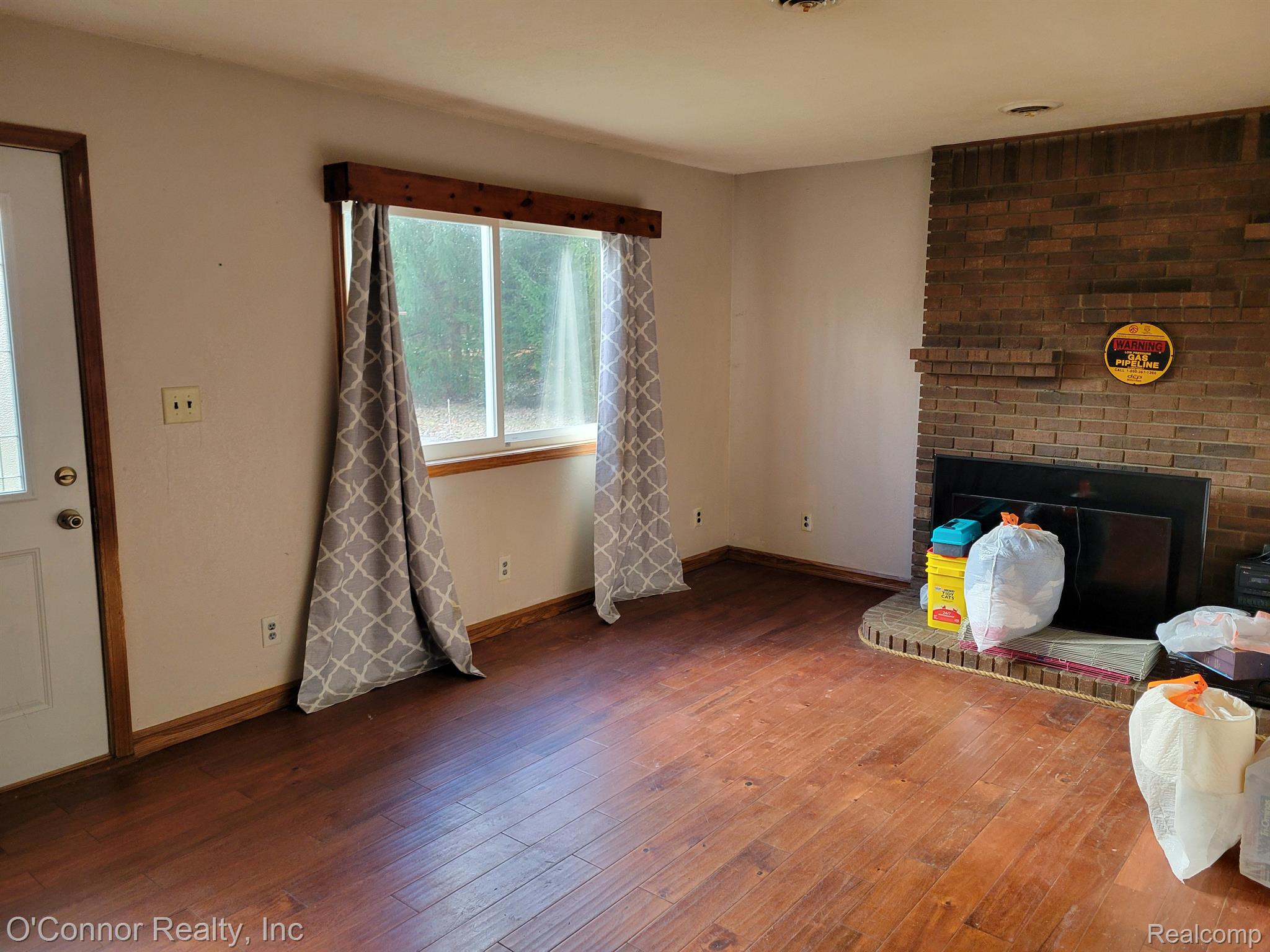 7674 Rynn Road Avoca, MI 48006 - Photo 3 of 9 Gallery Image 3