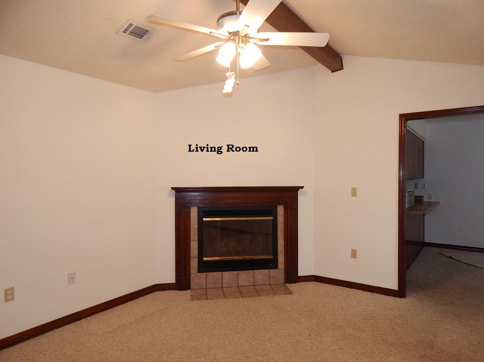 311 John King Road Crestview, FL 32539 - Photo 4 of 14 DSCN1157