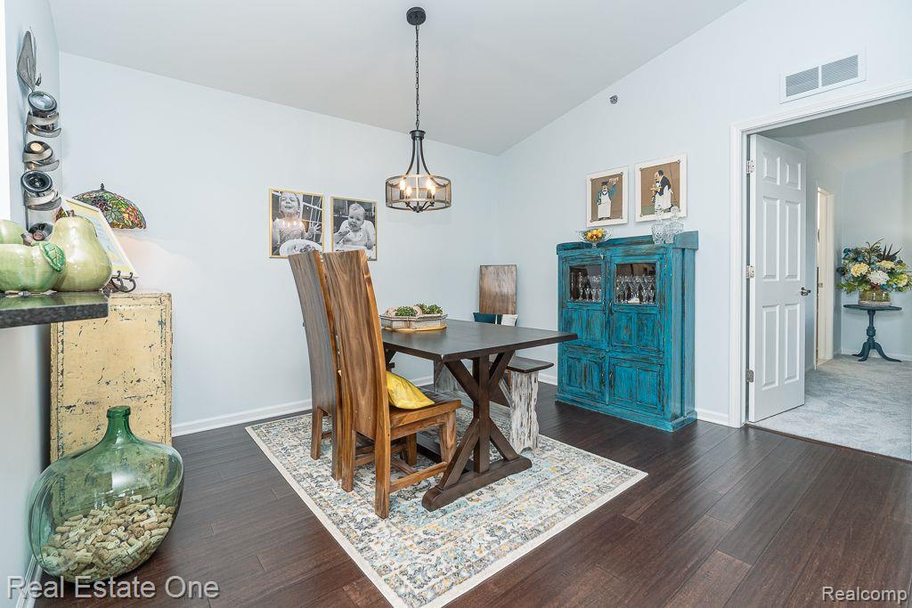 1724 Deepwood Circle, Unit 47 Rochester, MI 48307 - Photo 15 of 41 Gallery Image 15