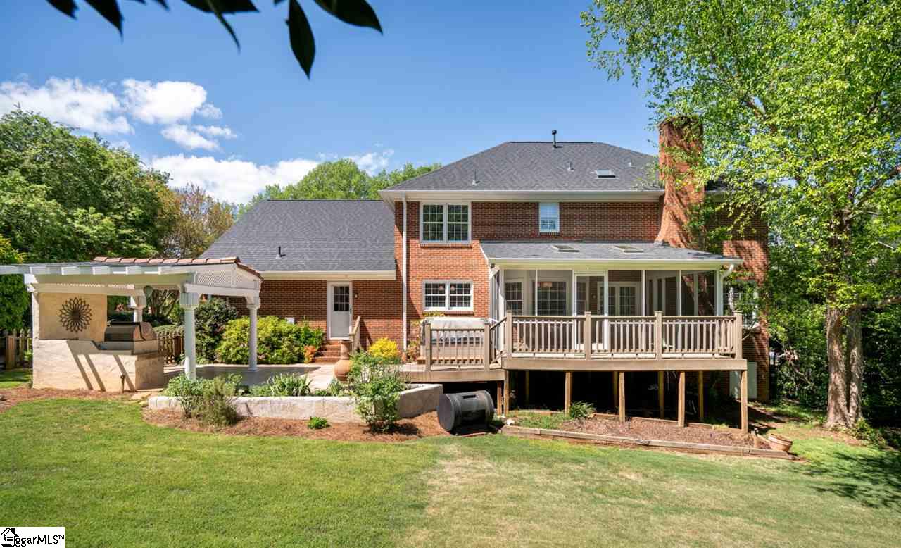 305 Sugar Mill Road Greer, SC 29650 - Photo 2 of 36 Gallery Image 2