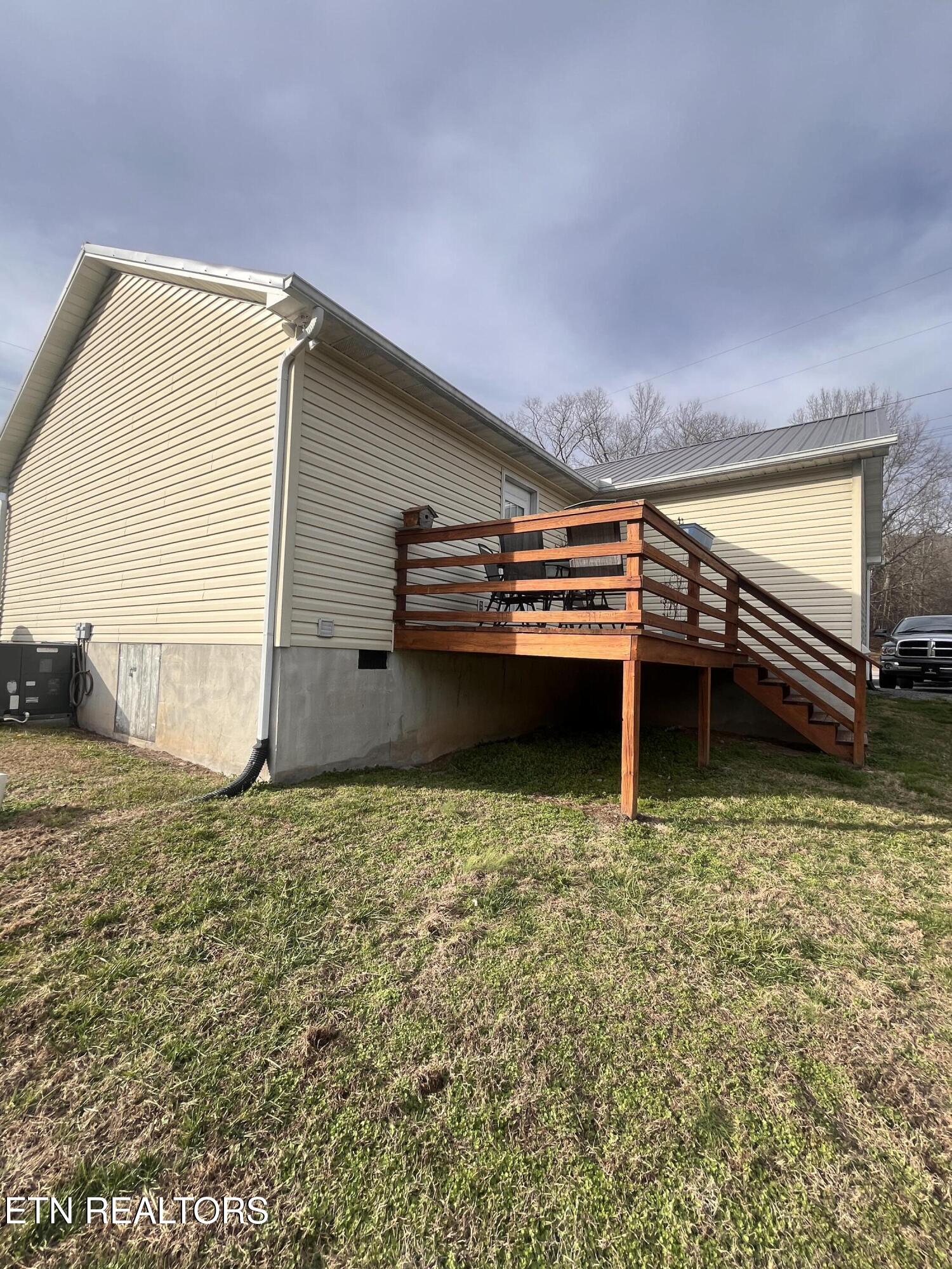 969 Satterfield Road Maynardville, TN 37807 - Photo 4 of 27 IMG_7543