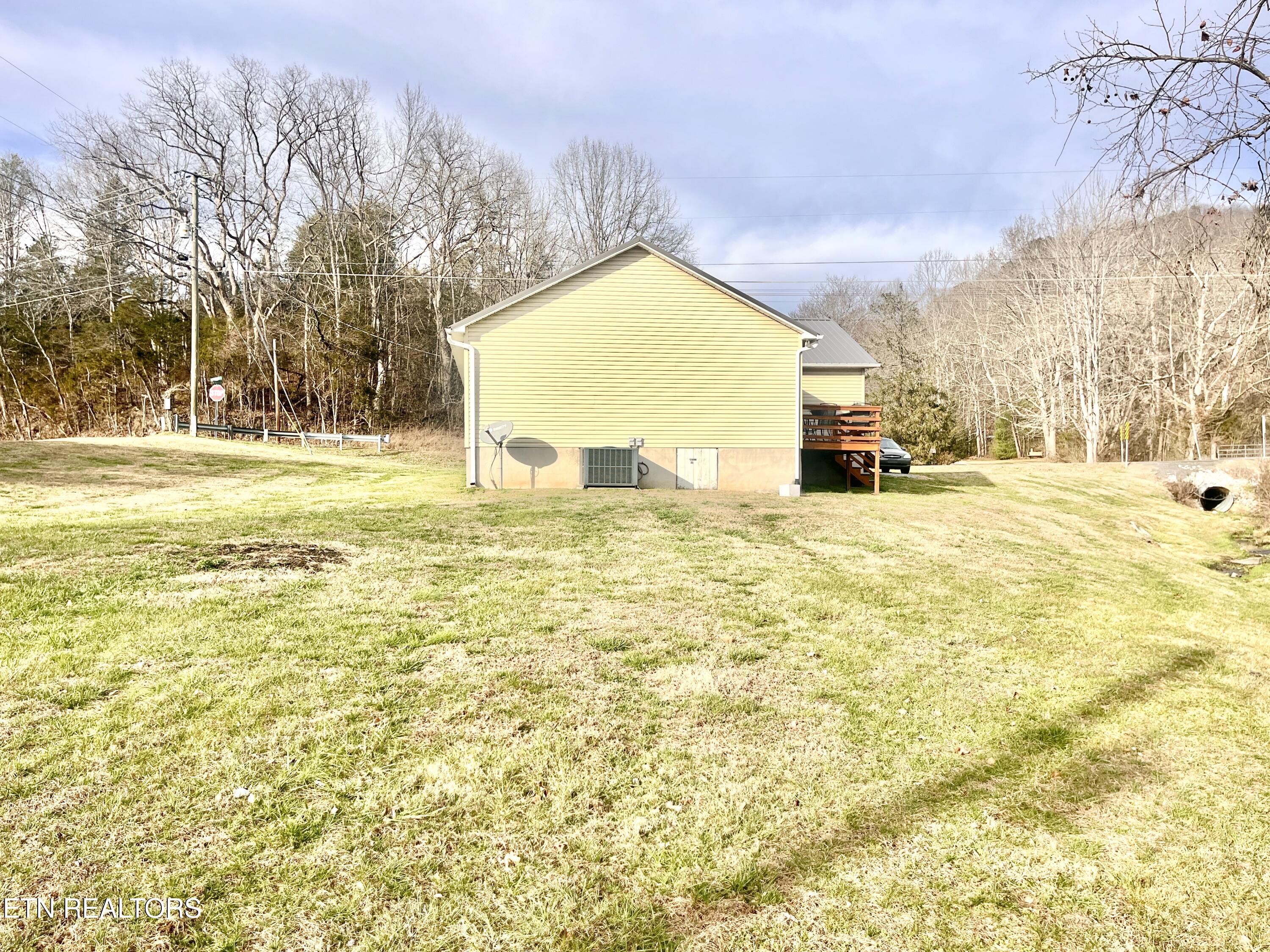969 Satterfield Road Maynardville, TN 37807 - Photo 7 of 27 IMG_7548